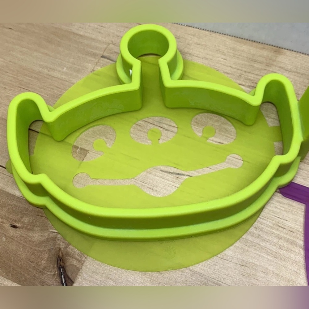 Pampered Chef Disney Pixar Toy Story 4-Pancake Molds & Stencil New in Bag - Picture 5 of 8